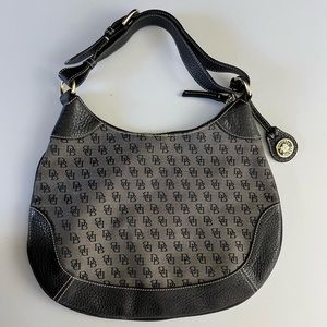 Dooney and Bourke hand bag